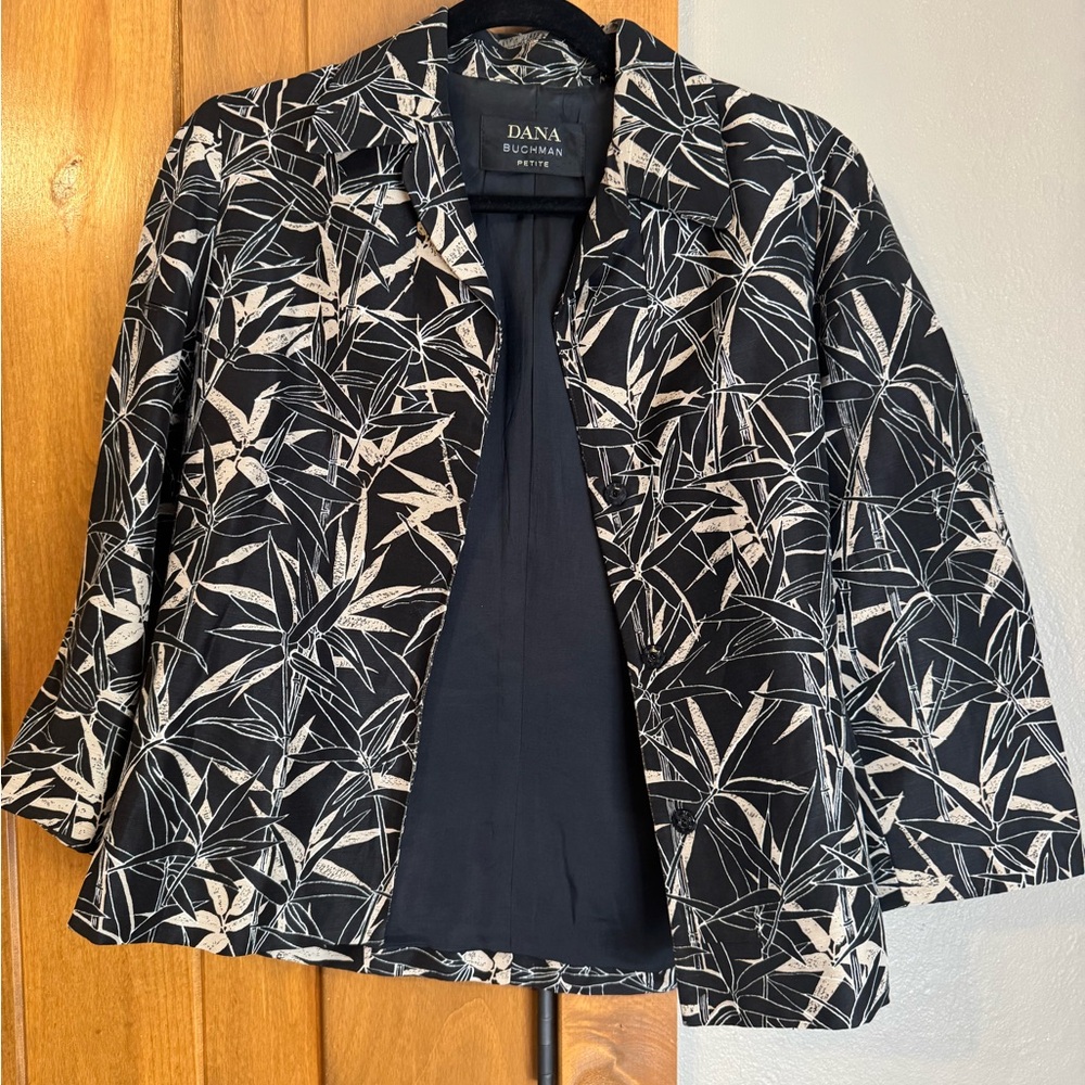 Dana Buchman Black and Cream Leaf Print Blazer